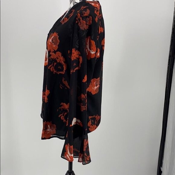 FOXCROFT Ali Painterly Rose Chiffon floral Blouse bell sleeve v-neck flowy boho - Picture 9 of 12